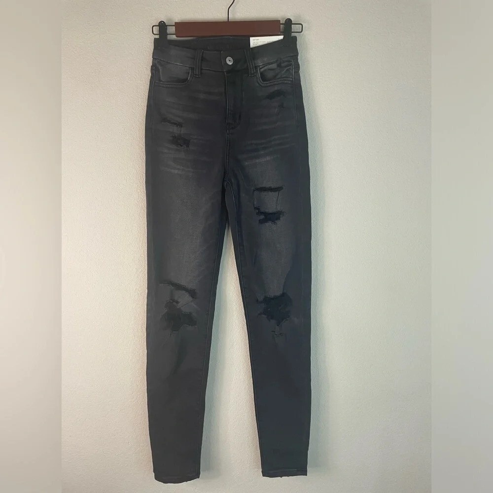 American Eagle Curvy Super Hi-Rise Soft Knit Distressed Jegging- size 23/000 NWT
